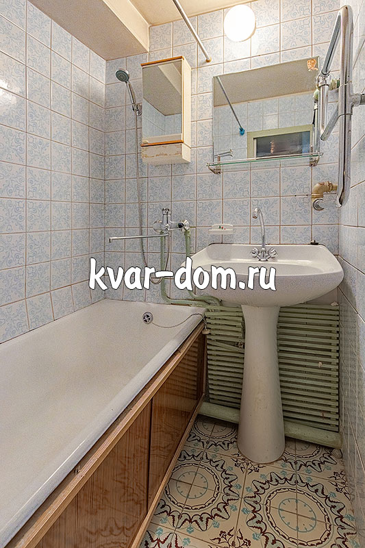 Снять квартиру Матвеевская 38