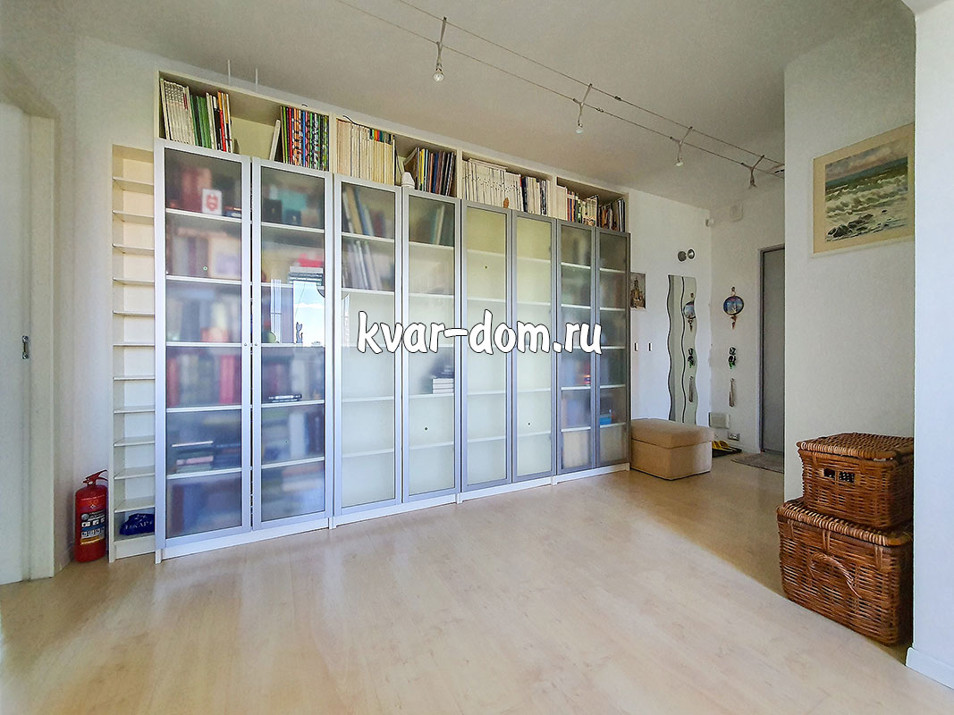 Снять квартиру Крылатское, Осенняя 8
