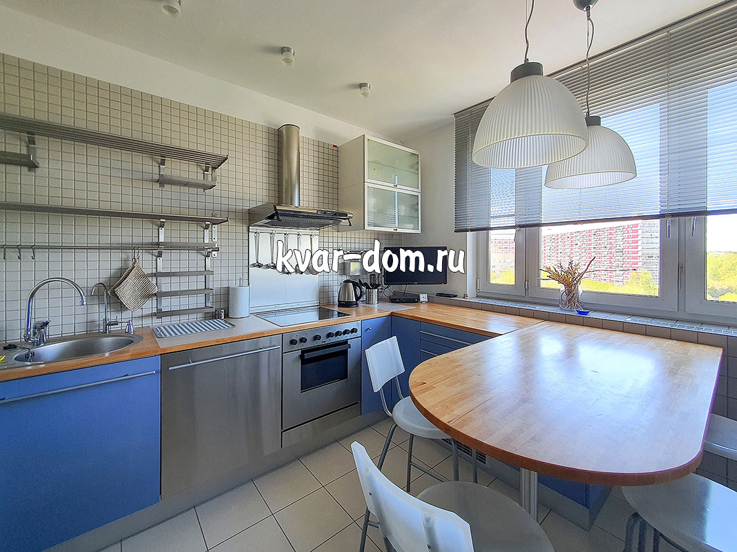 Снять квартиру Крылатское, Осенняя 8