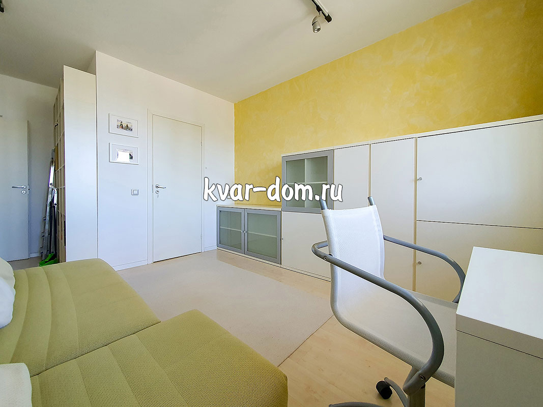 Снять квартиру Крылатское, Осенняя 8
